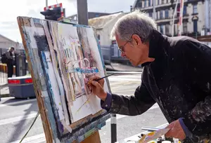 Artist at great Paignton paint out